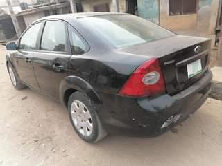 A picture of Ford Focus S 2011