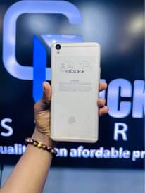 A picture of Oppo r9 plus