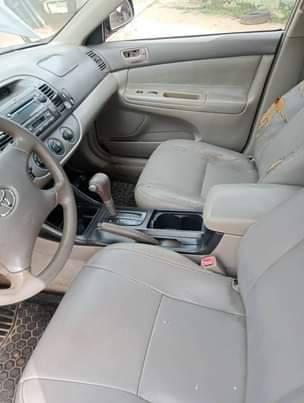 A picture of Toyota camry 2004 in perfect condition