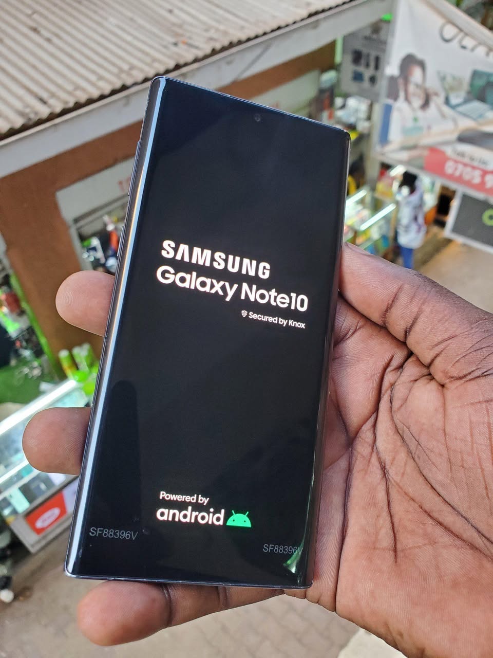 A picture of Samsung note10