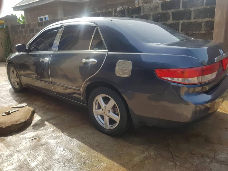 A picture of Nearly used Honda accord 2004 for sale .. direct owner
