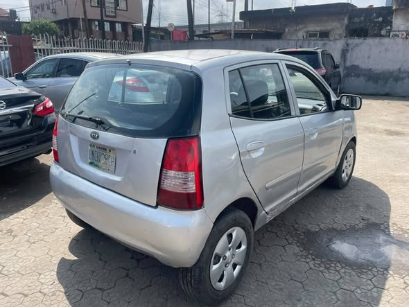 A picture of Awoof Deal Kia Picanto 2005 Manual Drive