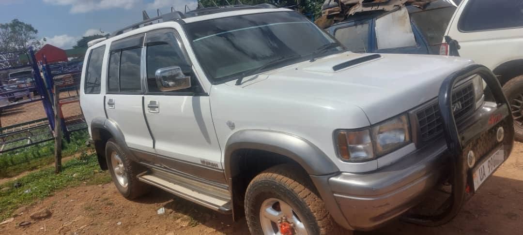 A picture of BIG HON 13 5 CALL 0701488581 WHATSAPP 0776417404