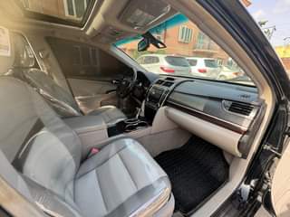A picture of Newly cleared 2012 Toyota Camry xle for 12 5m Direct
