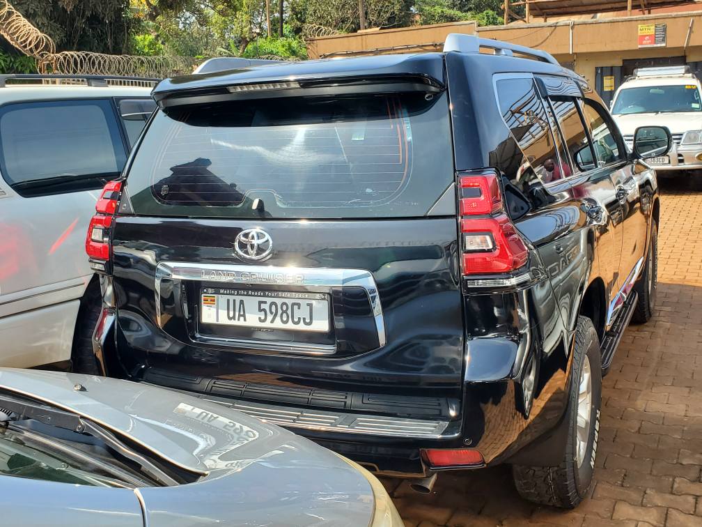 A picture of Landcruiser prado Diesel 0754006652 