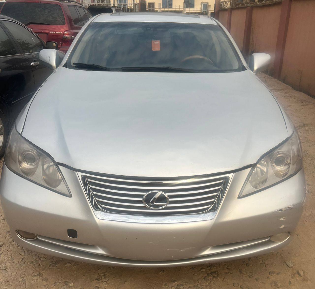 A picture of Lexus ES 350