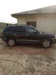 A picture of Awooof Extremely clean firstbody Hyundai Santafe 2005 model complete buy