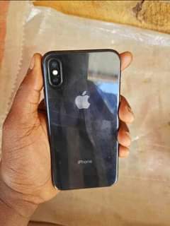 A picture of iPhone X gb 64 bt 97