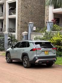A picture of TOYOTA RAV4