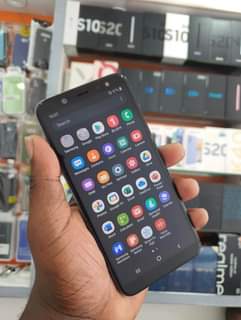 A picture of Samsung A6