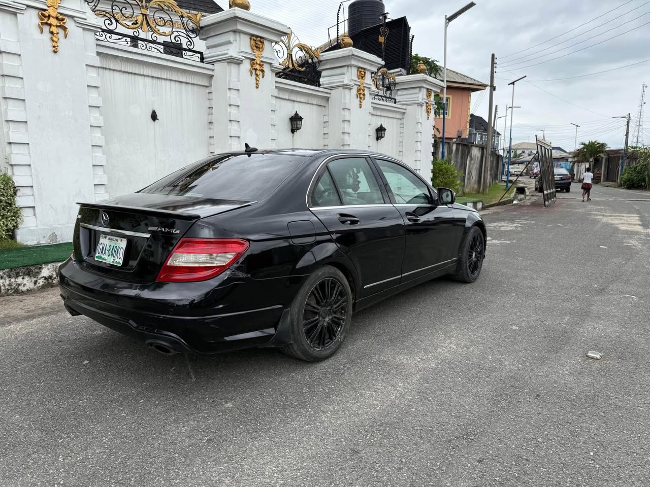 A picture of C300 2009 model