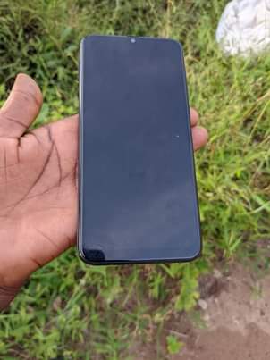 A picture of Samsung Galaxy m31 camera ya nyuma vumb kdg gb64 ram6