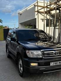 A picture of LAND CRUISER AMAZON