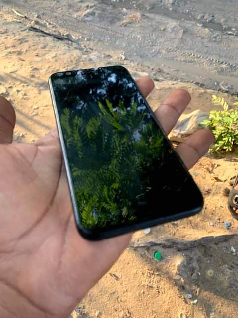 A picture of Google pixel 4 PLAIN