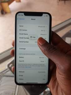 A picture of IPhone XS