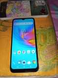 A picture of INFINIX Hot10lite Bado mpya Mtandao 4G Bei 180 000 namba