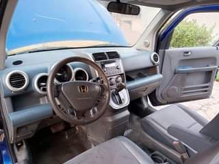 A picture of honda element