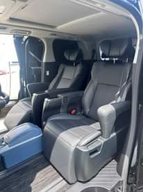 A picture of Toyota Alphard 2020 full option