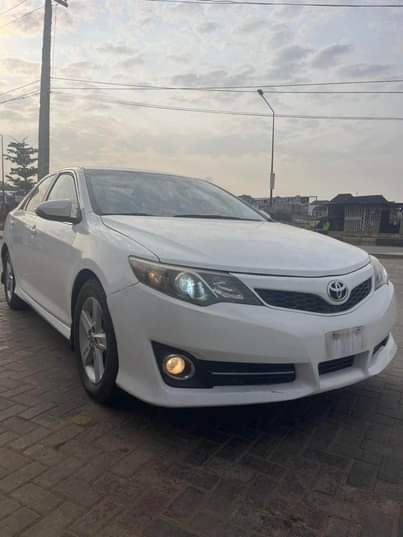 A picture of This is 2014 Toyota Camry Pure first body First registration