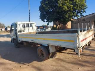 hino dutro
