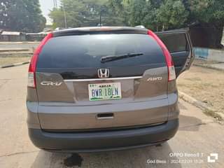 A picture of Honda CrV 2012