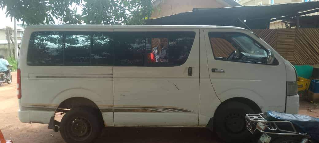 A picture of Toyota Hummer bus for sale price 7m location imo state