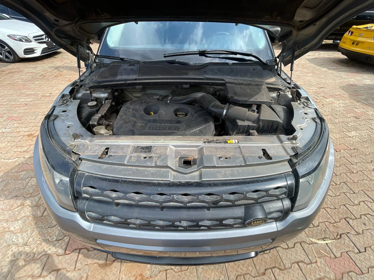A picture of 2013 Range Rover evogue