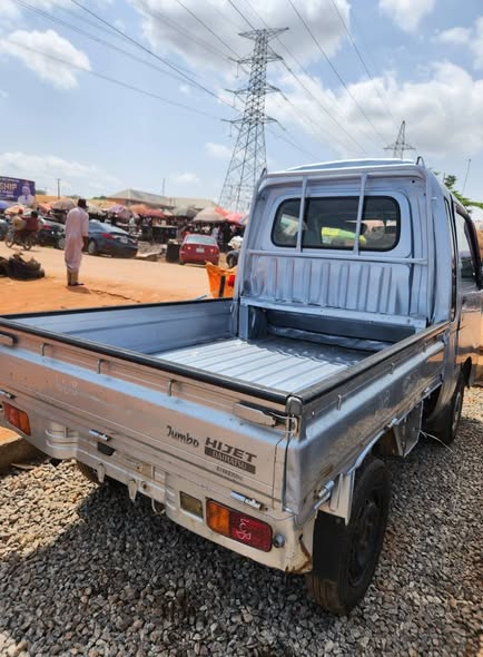 A picture of DIRECT BELGIUM 2010 DAIHATSU HIJET MINI TRUCK JUMBO SIZE N4