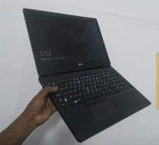 A picture of Core i7 slim laptop dell latitude