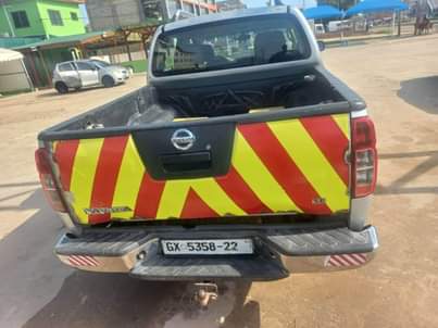 used nissan navara