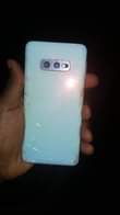 A picture of Samsung S10e