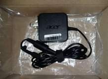 A picture of All laptop charger Keyboards and batteries