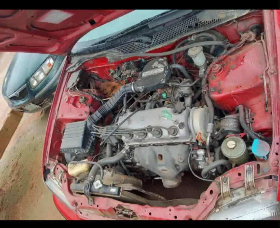A picture of 1998 Honda civic