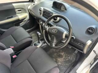 A picture of toyota ist kali mnooo