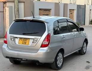 A picture of SUZUKI AERIO CXW Year. 2004 Full A c Engine Capacity