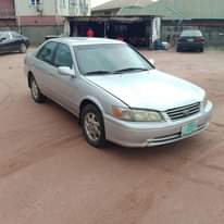 A picture of Camry 2001 model