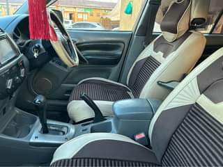 A picture of Motor Vehicle Toyota RAV4