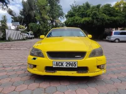 used toyota altezza