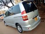 A picture of Toyota Noah 2003