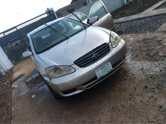 A picture of 2004 Toyota Corolla