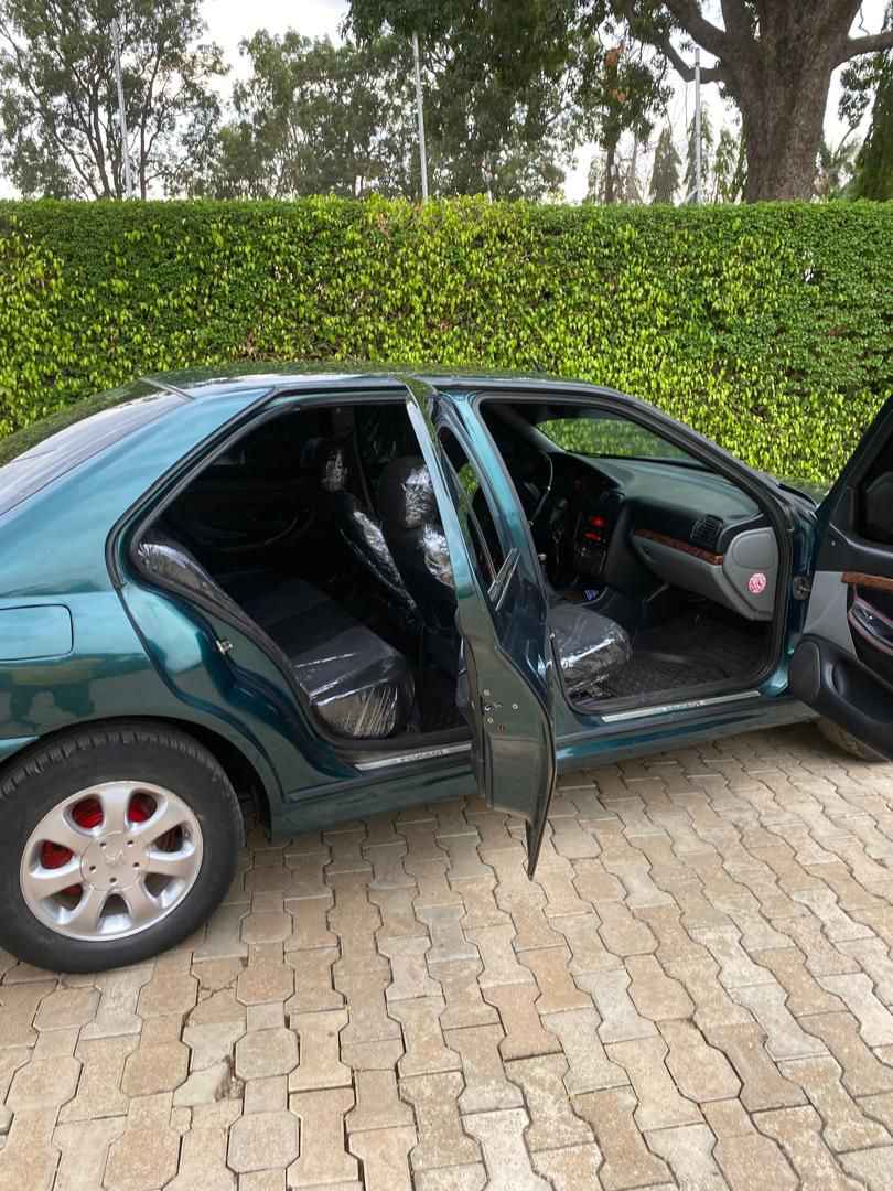 A picture of Peugeot
