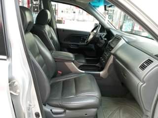 A picture of Honda Pilot 2006