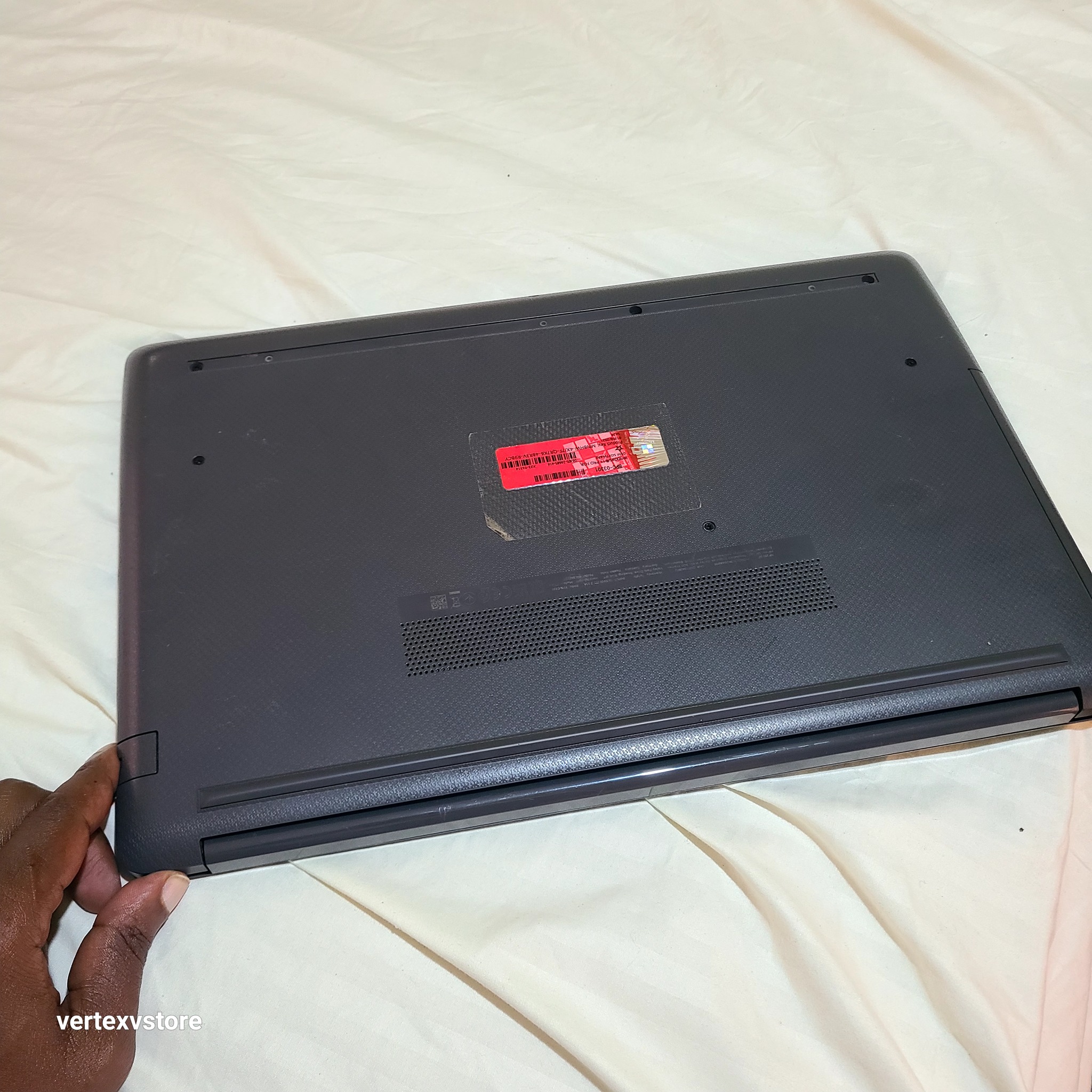 A picture of LAPTOP HP