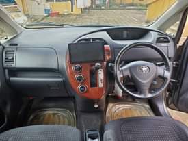 A picture of TOYOTA RACTIS