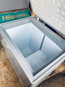 A picture of 200 ltrs deep freezer Gets Alipu
