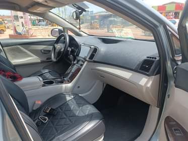 A picture of Clean as seen VENZA 2011 on belt just like tokunbo