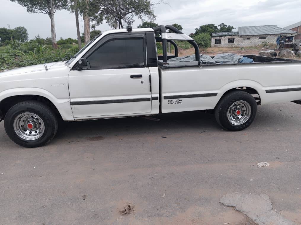 classifieds/cars mazda