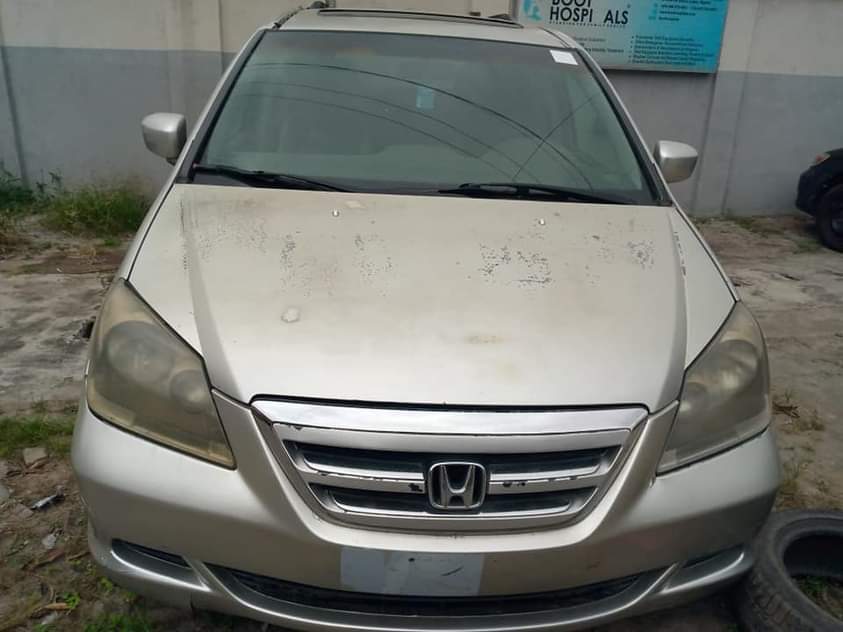 A picture of Honda Odyssey 05
