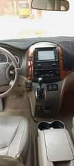 A picture of Toyota sienna 2005