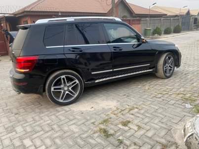 A picture of Clean 2010 upgraded 2015 glk M benz